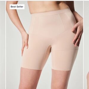Spanx High Rise Shorts size L